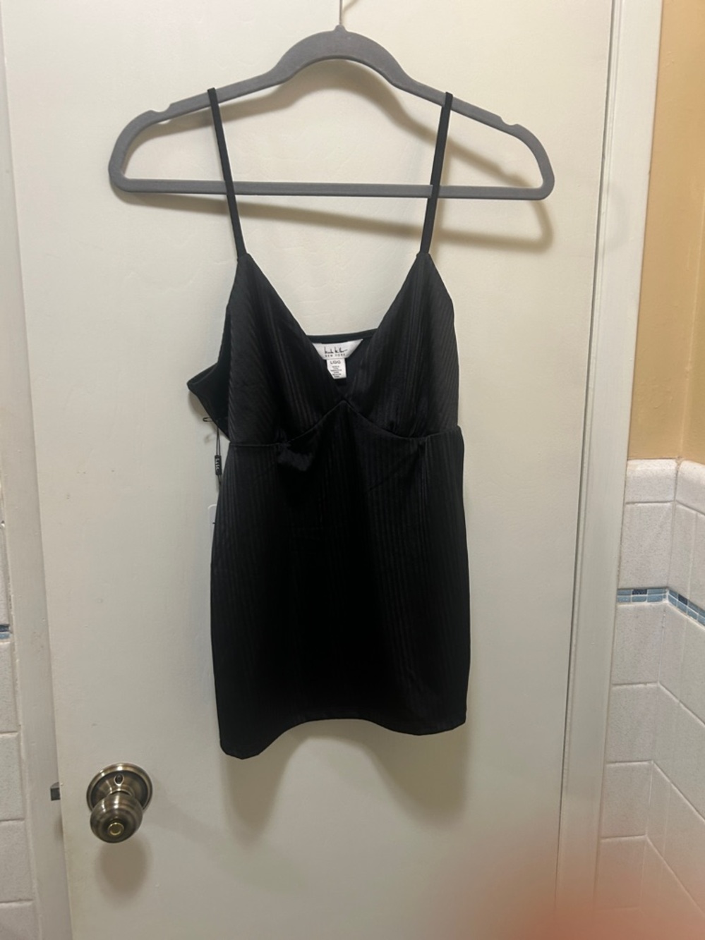 Black Ribbed Satin Cami and Shorts Set by Nicole Miller New York - Picture 2 of 6